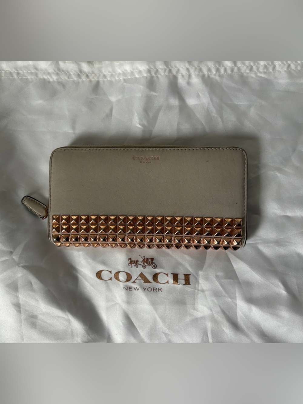 COACH Women's Studded Zip Wallet in Light Taupe
